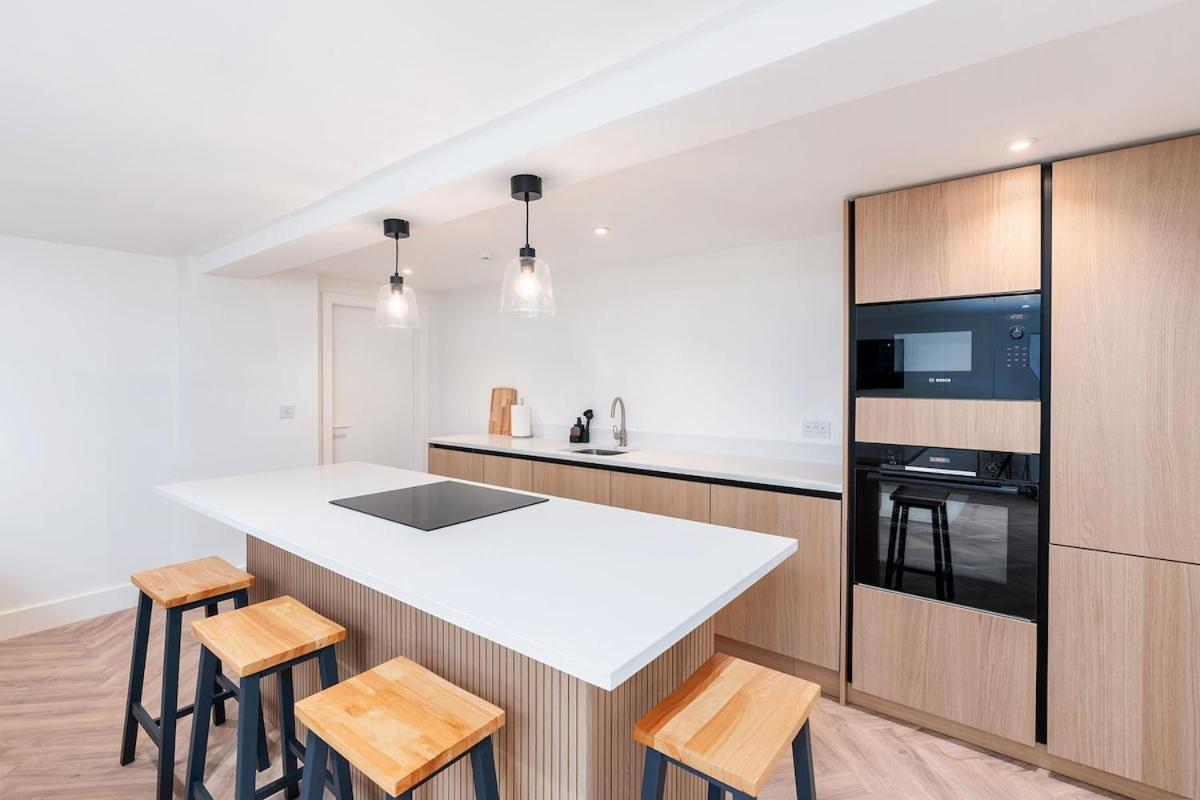 2 Bedroom, 2 Bathroom Apartment, Close To Mcr Centre Apartamento