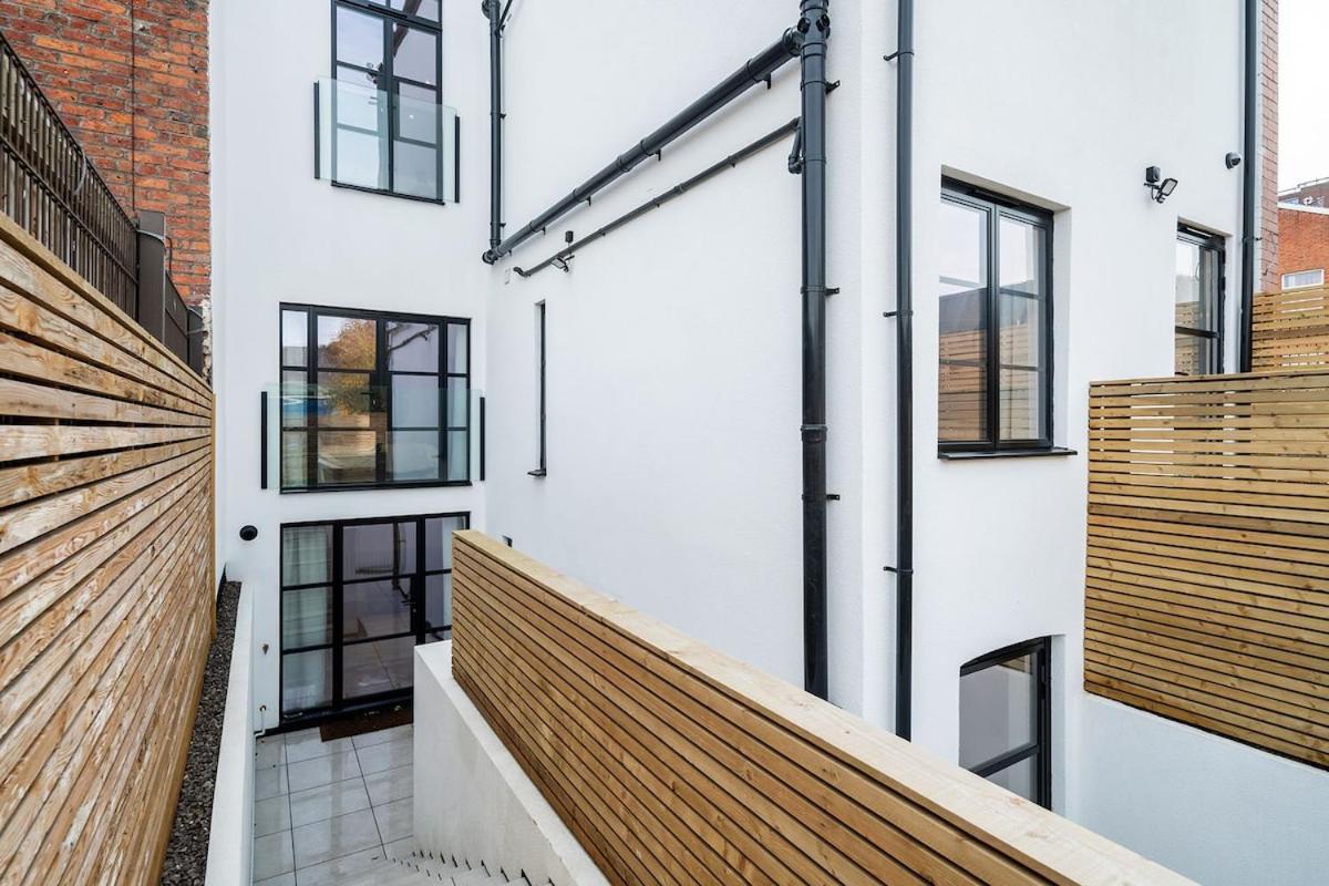 2 Bedroom, 2 Bathroom Apartment, Close To Mcr Centre Apartamento *