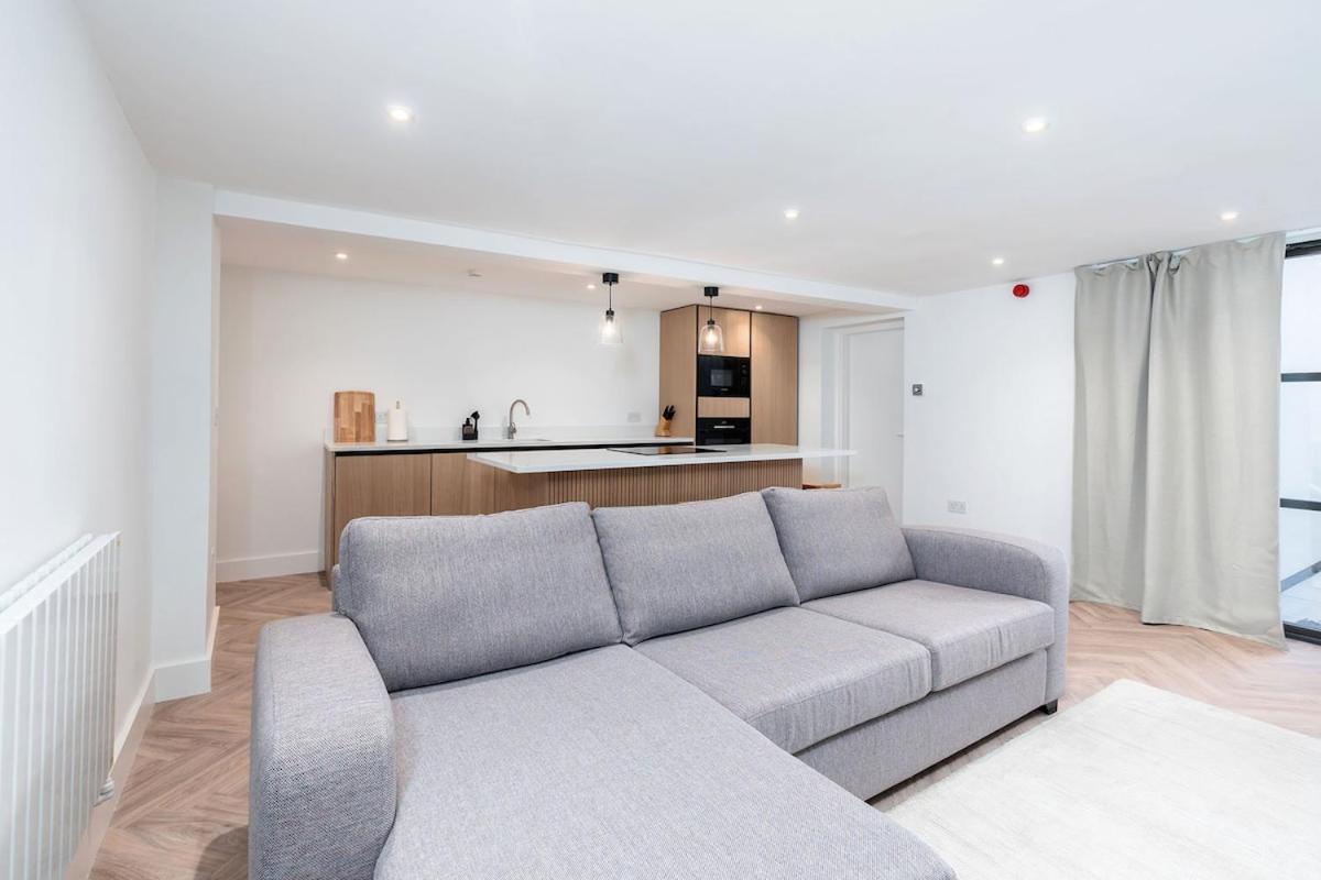 2 Bedroom, 2 Bathroom Apartment, Close To Mcr Centre Apartamento *
